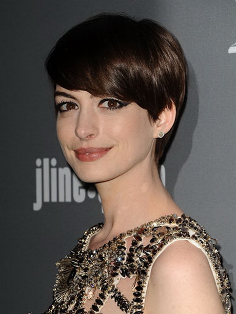 anne-hathaway-haircut-38-5 Anne hathaway haircut