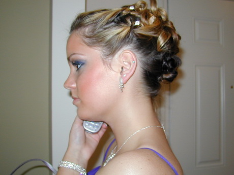 beautiful-prom-hairstyles-2014-01-11 Beautiful prom hairstyles 2014