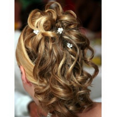 bridal-curly-hairstyles-09-14 Bridal curly hairstyles