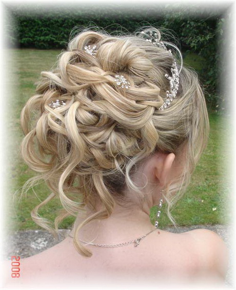 bridal-hairstyle-updo-26-12 Bridal hairstyle updo