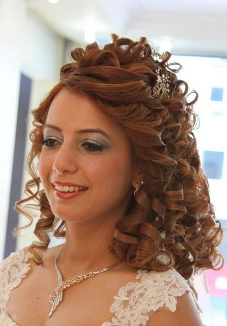 bridal-hairstyles-curly-hair-50-12 Bridal hairstyles curly hair