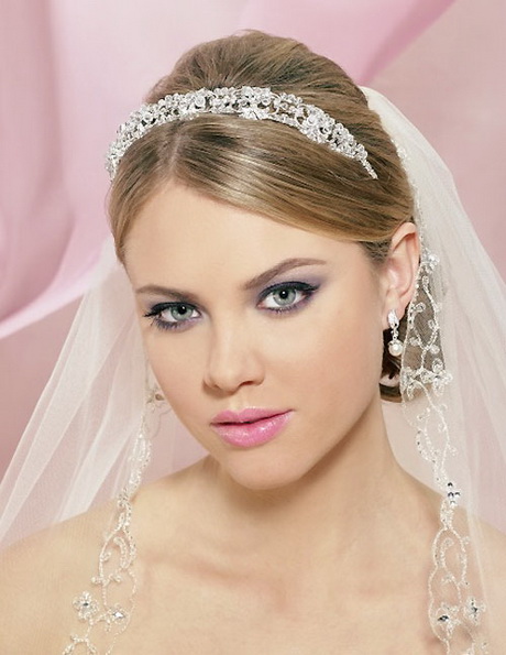 bridal-hairstyles-with-veil-and-tiara-62-9 Bridal hairstyles with veil and tiara