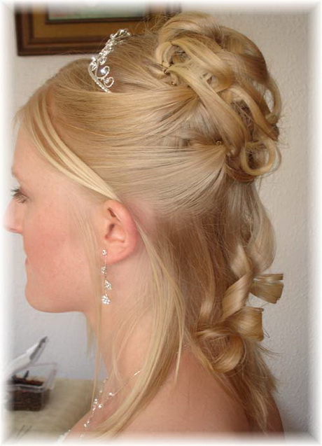 bride-hairstyle-44-8 Bride hairstyle