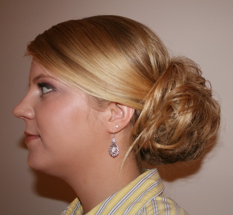 bridesmaid-hairstyles-updos-03-18 Bridesmaid hairstyles updos