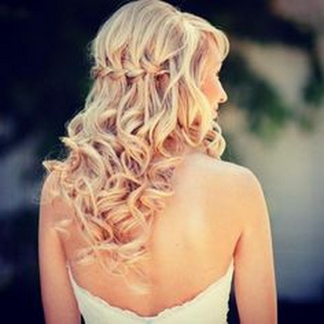 curly-homecoming-hairstyles-79-16 Curly homecoming hairstyles