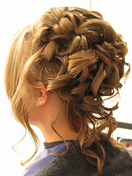 curly-updo-hairstyles-for-long-hair-30-11 Curly updo hairstyles for long hair