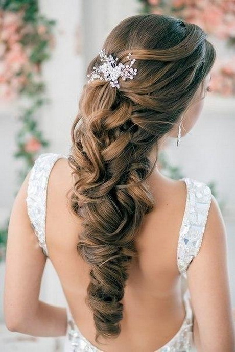 down-curly-hairstyles-for-weddings-88-11 Down curly hairstyles for weddings