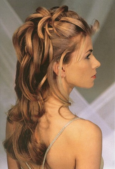 easy-updo-hairstyles-for-long-hair-34-14 Easy updo hairstyles for long hair