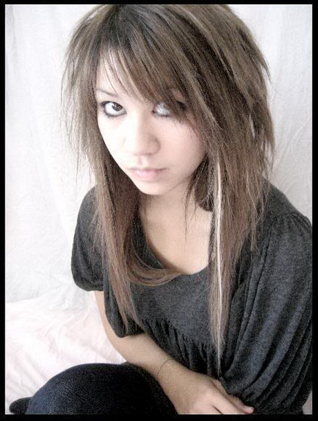 emo-hairstyles-for-long-hair-90-15 Emo hairstyles for long hair