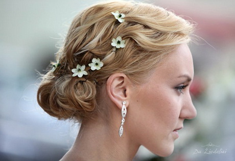 flowers-for-wedding-hair-96-2 Flowers for wedding hair