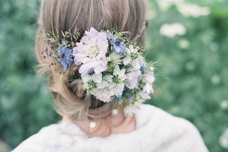 flowers-in-wedding-hair-31-10 Flowers in wedding hair