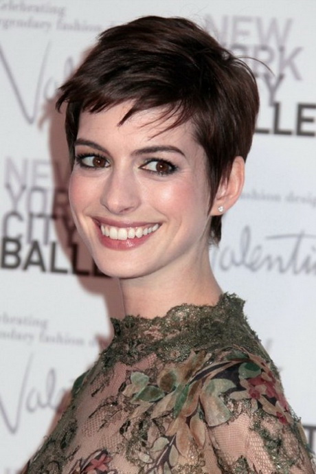girls-with-short-hair-styles-58-8 Girls with short hair styles
