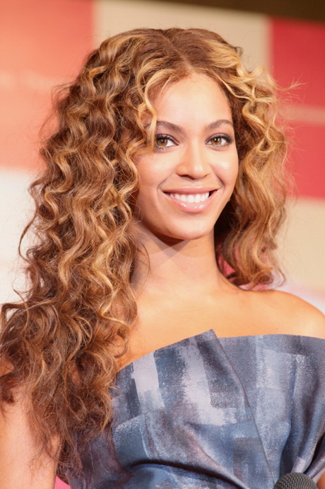 hairstyles-curly-66-11 Hairstyles curly