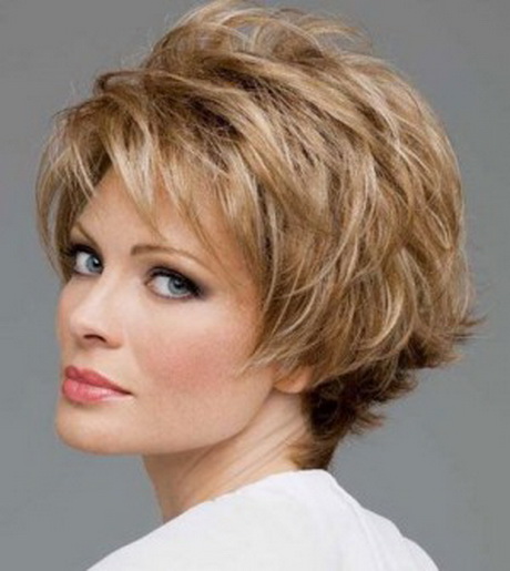 Hairstyles For 50 Year Olds | Medium Haircuts For Women Over 50 Years ...