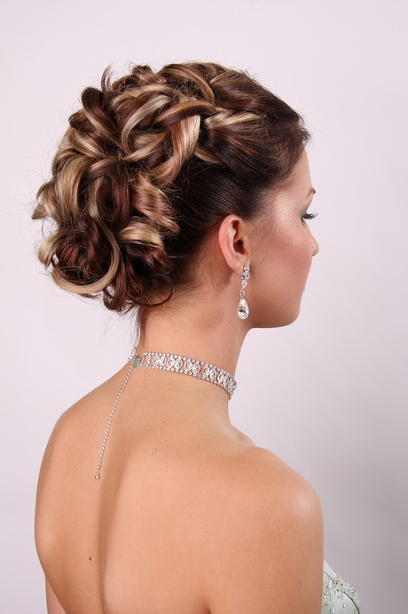 hairstyles-for-bridal-23-8 Hairstyles for bridal