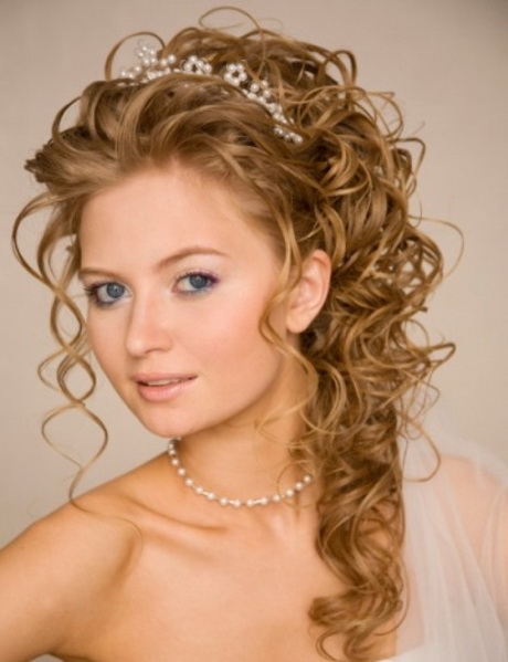 hairstyles-for-curly-hair-girls-94-8 Hairstyles for curly hair girls