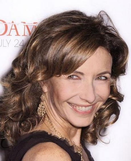 Hairstyles For Women In 50s Hairstyles For Women In 50s