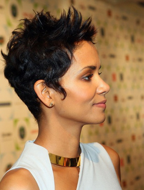 halle-berry-pixie-haircut-71-16 Halle berry pixie haircut