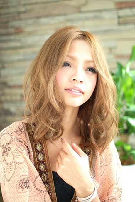japanese-medium-hairstyles-22-14 Japanese medium hairstyles