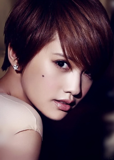 Korean short hairstyle for women