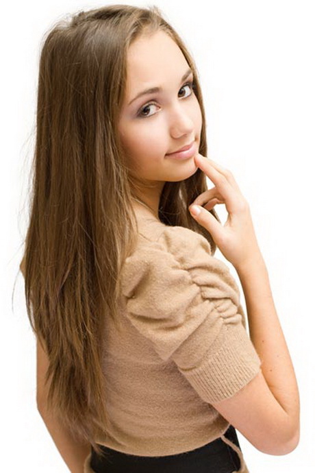 Layer cut hairstyle for long hair