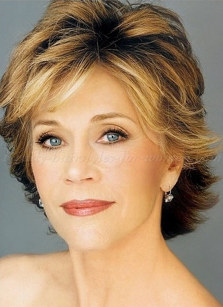 Short Layered Hairstyles Older Women