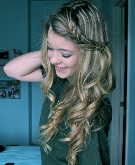 long-and-curly-hairstyles-02-15 Long and curly hairstyles