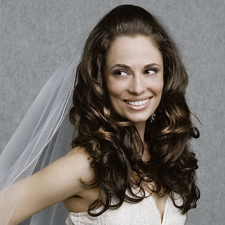 long-curly-hairstyles-for-weddings-29-4 Long curly hairstyles for weddings