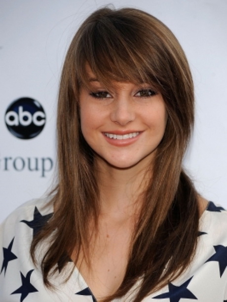 long-layered-haircuts-with-side-fringe-26-2 Long layered haircuts with side fringe