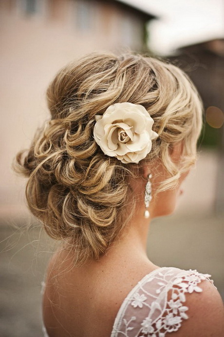 medium-bridal-hairstyles-61 Medium bridal hairstyles