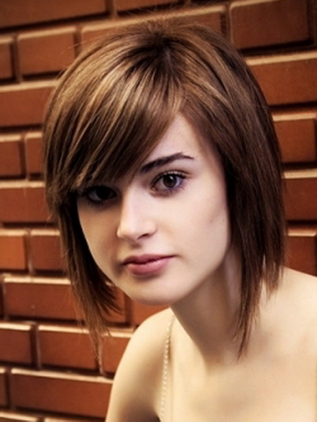 medium-layered-haircuts-for-round-faces-96 Medium layered haircuts for round faces