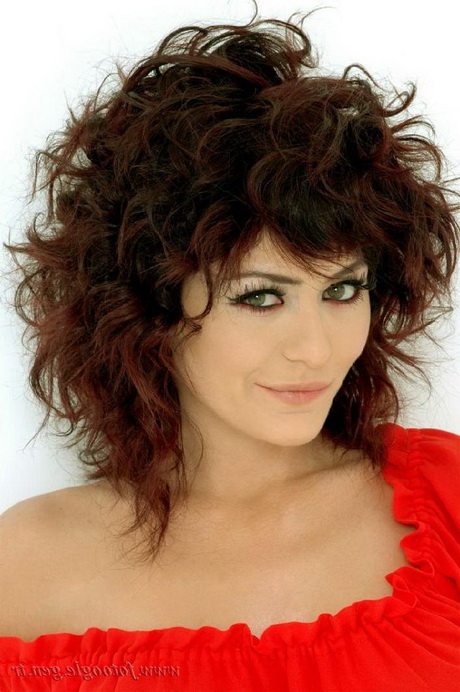Medium Length Curly Hairstyles With Bangs