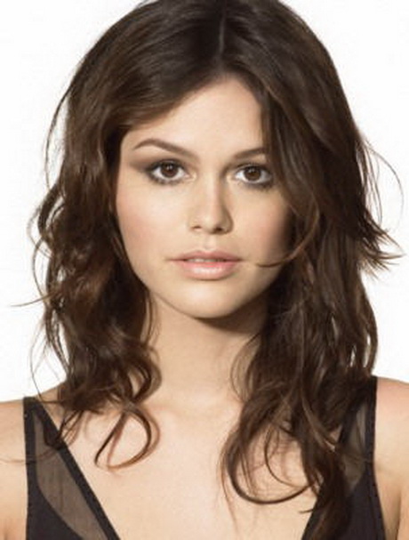 medium-wavy-layered-haircuts-09-12 Medium wavy layered haircuts