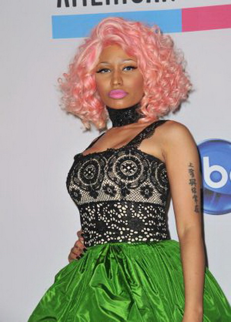 Nicki Minaj Curly Hairstyles 9794