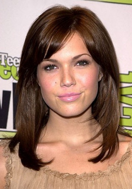 pictures-of-mid-length-hairstyles-10-12 Pictures of mid length hairstyles