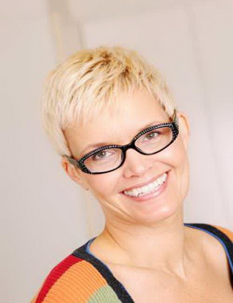 pixie-haircuts-for-women-over-50-10-14 Pixie haircuts for women over 50