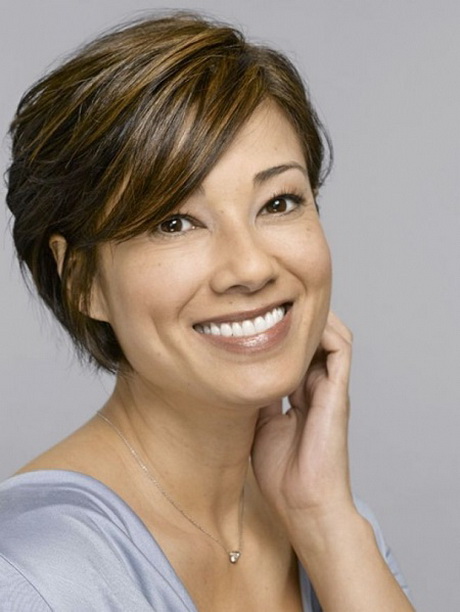 professional-hairstyles-for-women-over-40-70-16 Professional hairstyles for women over 40