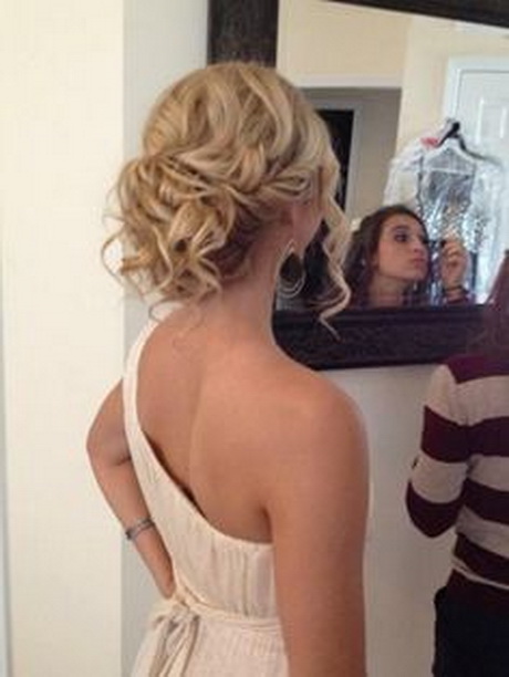 Blonde Prom Hairstyles 68