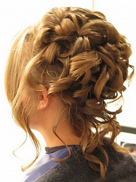 prom-hairstyles-for-medium-curly-hair-78-15 Prom hairstyles for medium curly hair