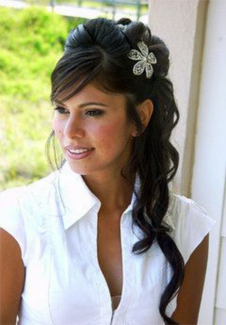 prom-hairstyles-with-tiaras-58-9 Prom hairstyles with tiaras