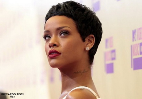 rihanna-short-hair-styles-2014-23-8 Rihanna short hair styles 2014