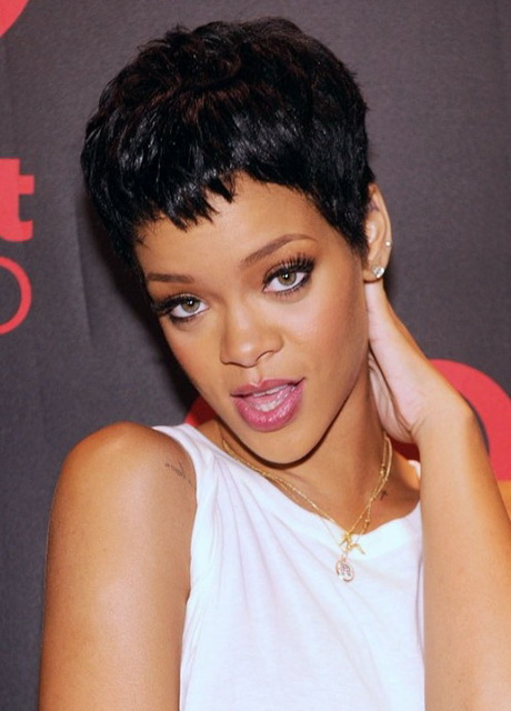 rihannas-hairstyles-13-12 Rihannas hairstyles