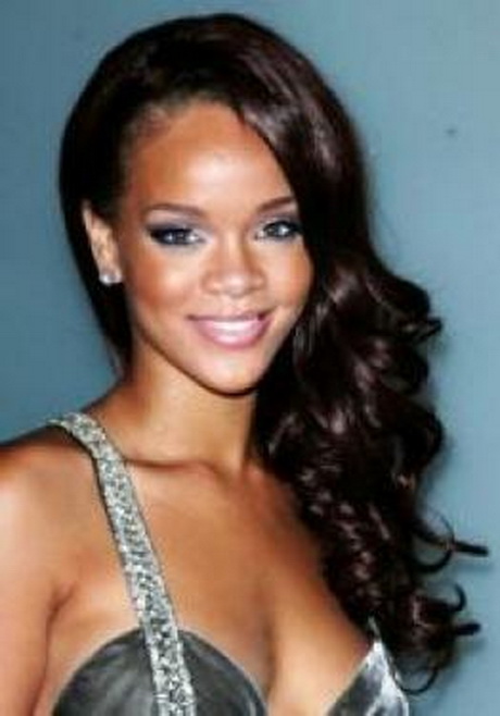 rihannas-hairstyles-13-16 Rihannas hairstyles