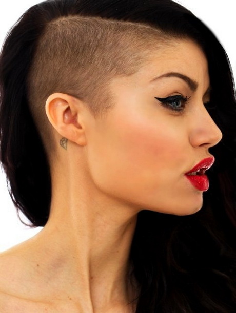 semi-shaved-hairstyles-for-women-18-7 Semi shaved hairstyles for women