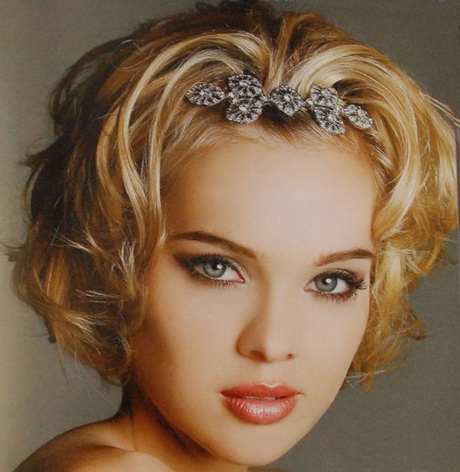 short-curly-hairstyles-girls-23-16 Short curly hairstyles girls