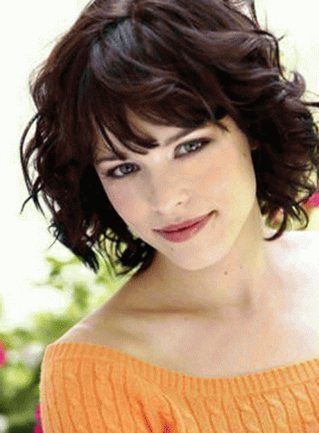 short-curly-wavy-hairstyles-for-women-13 Short curly wavy hairstyles for women
