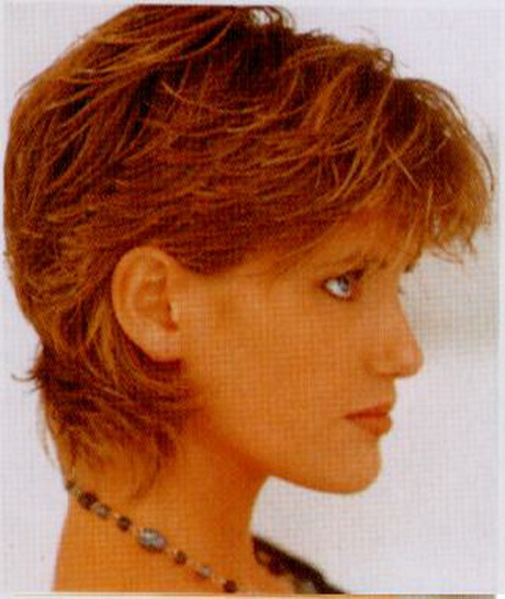 short-feathered-hairstyles-for-women-02-2 Short feathered hairstyles for women