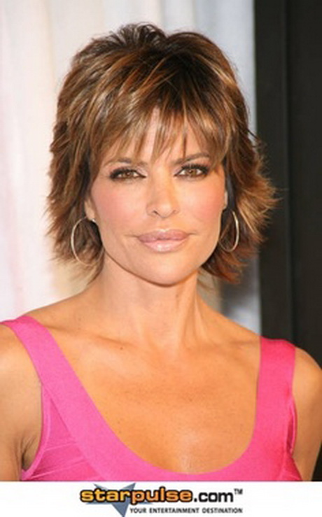 short-flippy-hairstyles-for-women