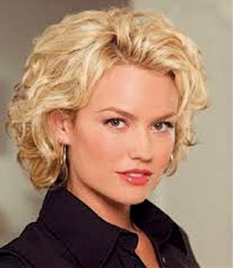 Short haircuts for curly hair 2015