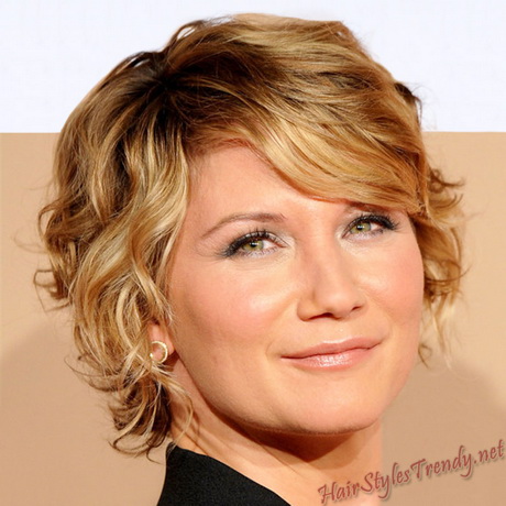 short-haircuts-for-fine-curly-hair-96-10 Short haircuts for fine curly hair